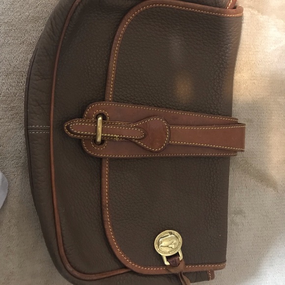 Dooney &Bourke purse - Picture 2 of 2
